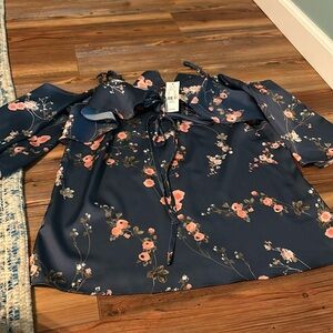 NY&C off the shoulder floral shirt